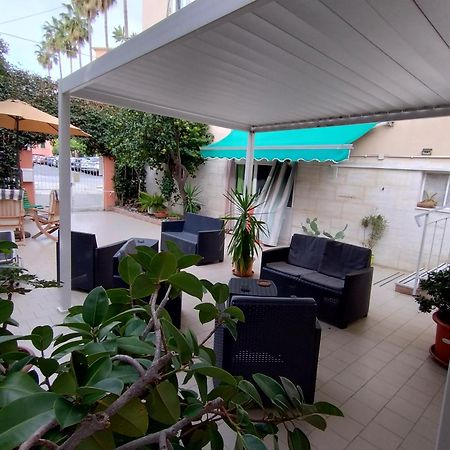 Hotel Della Piazzetta วาราซเซ ภายนอก รูปภาพ