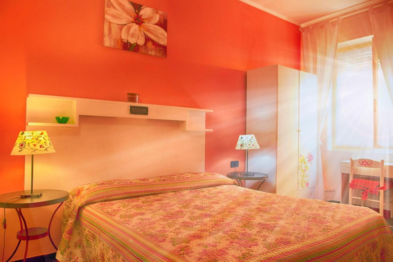 Hotel Della Piazzetta วาราซเซ ภายนอก รูปภาพ